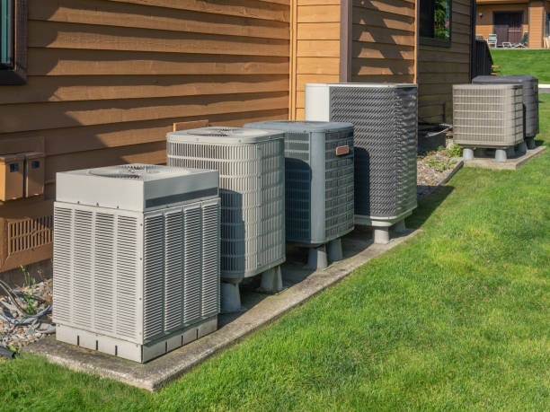 Por qué elegir la descarga vertical sobre la descarga horizontal en un sistema de aire acondicionado daikin-flujo-vertical